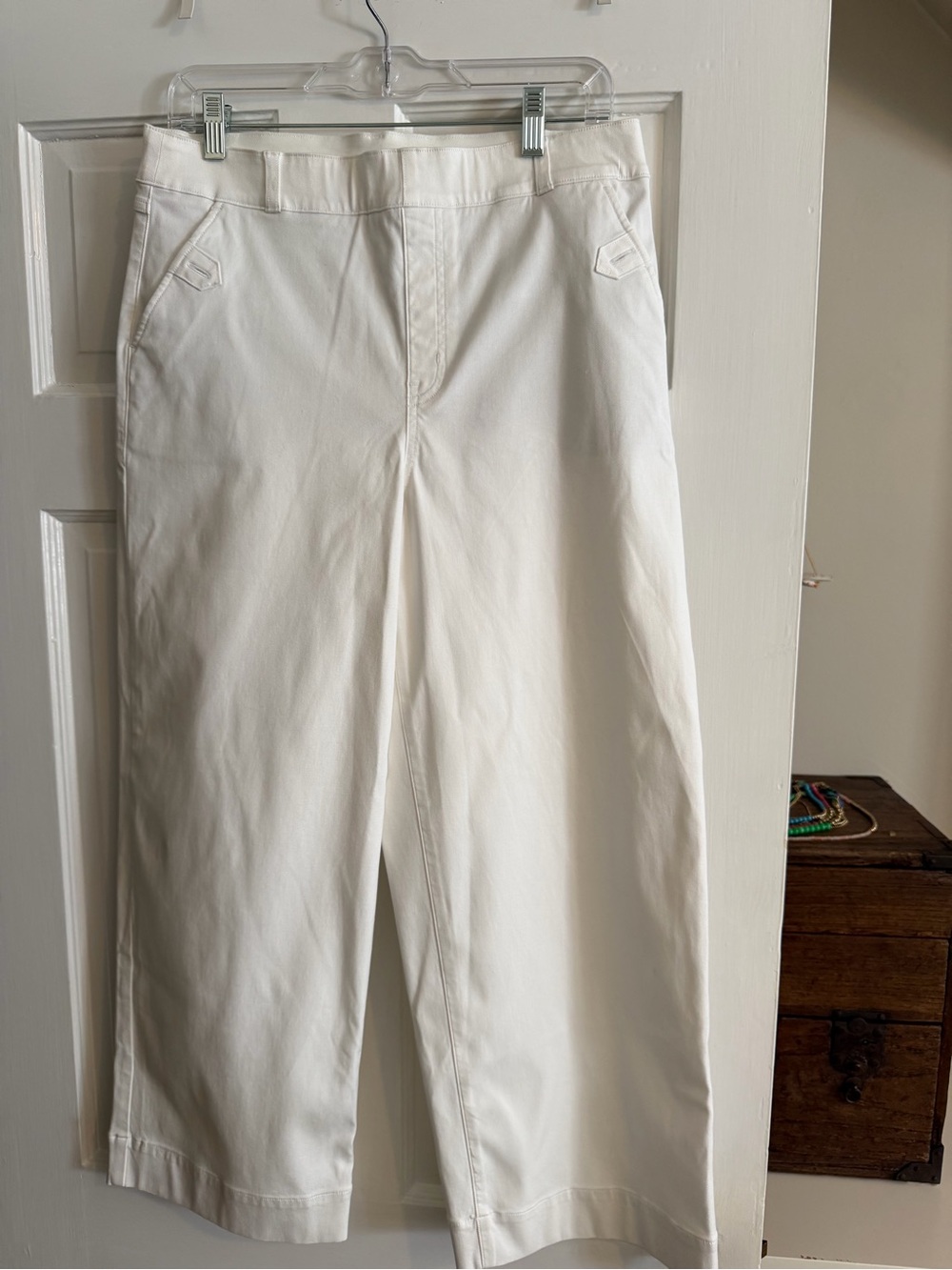 Spanx women’s white jeans